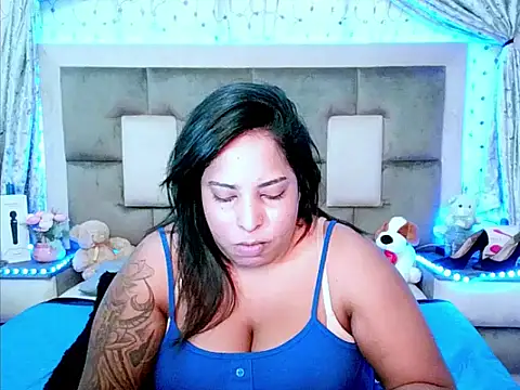 Snapshot of indiantopaz694u chatting on September 12, 4:56 am indiantopaz694u online show from September 12, 4:56 am