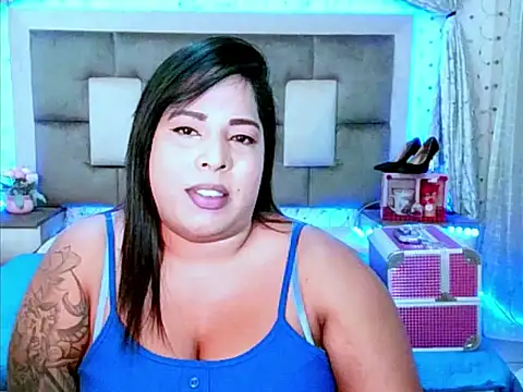 Snapshot of indiantopaz694u chatting on September 22, 5:53 am indiantopaz694u online show from September 22, 5:53 am
