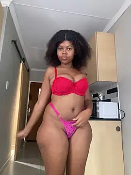 Snapshot of _DollFace_ chatting on January 15, 4:50 am DollFace online show from January 15, 4:50 am