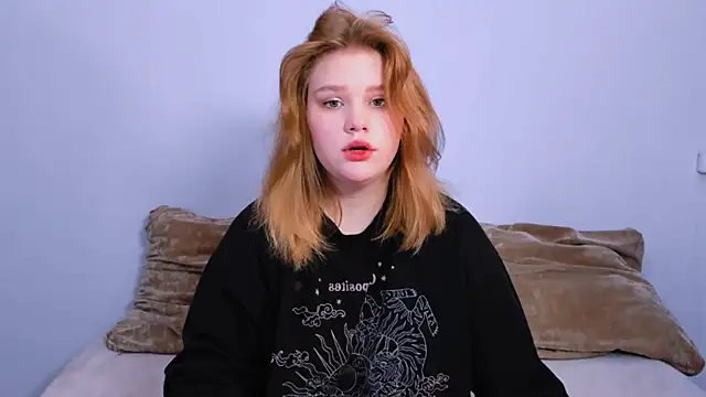 LaseyMoon online show from October 2, 1:12 am