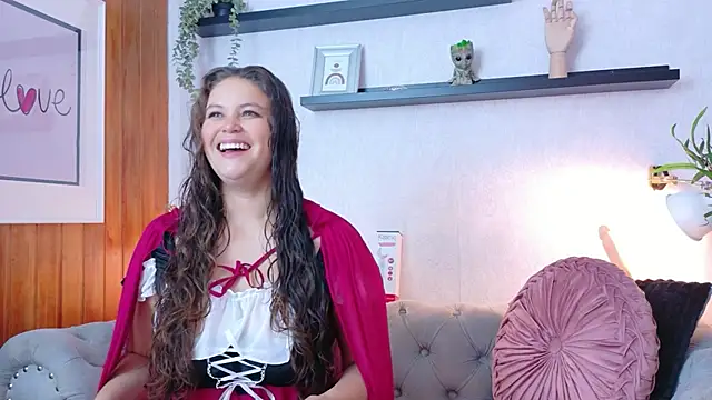 Snapshot of Anaise_latif chatting on October 25, 11:40 am Anaise latif online show from October 25, 11:40 am