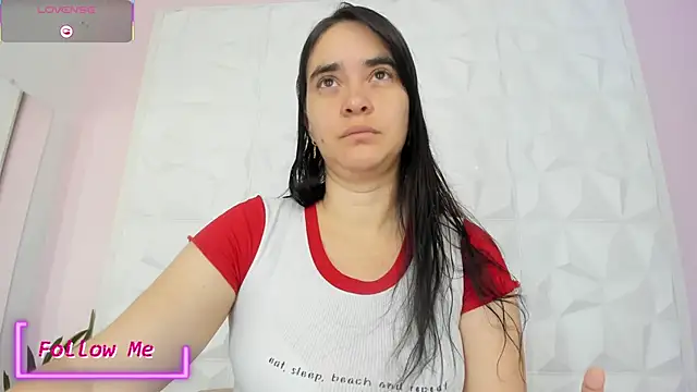 Valeriagomez  online show from December 2, 12:10 pm