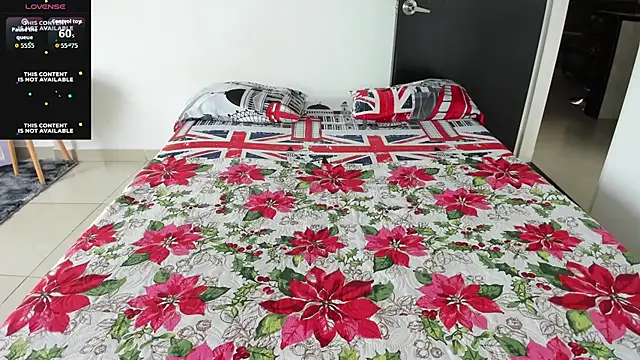 Snapshot of valery_sweetscheeks chatting on December 1, 2:55 pm valery sweetscheeks online show from December 1, 2:55 pm