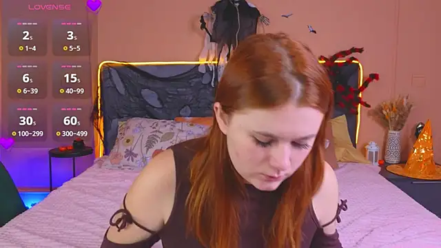 Eva Starlight online show from October 19, 4:02 am