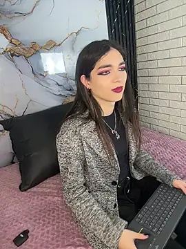 MaeveKuro online show from January 13, 3:12 am