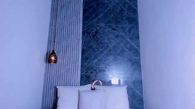 Snapshot of PaolaB_g chatting on February 3, 6:22 am PaolaB g online show from February 3, 6:22 am