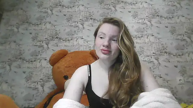 Snapshot of Eveline_May chatting on March 5, 10:21 pm Eveline May online show from March 5, 10:21 pm