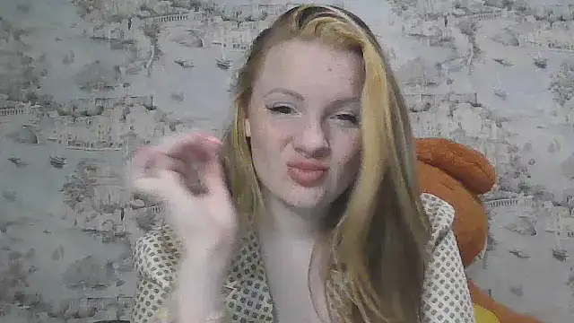Snapshot of Eveline_May chatting on September 21, 7:04 pm Eveline May online show from September 21, 7:04 pm