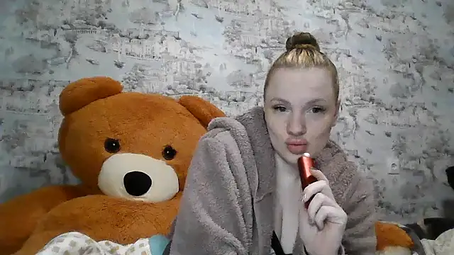 Snapshot of Eveline_May chatting on October 3, 3:53 pm Eveline May online show from October 3, 3:53 pm