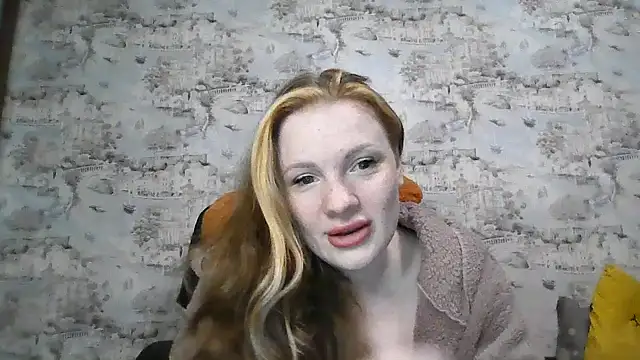 Snapshot of Eveline_May chatting on October 5, 4:05 pm Eveline May online show from October 5, 4:05 pm