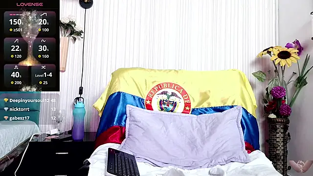 anastaciafire25 online show from October 31, 8:15 am