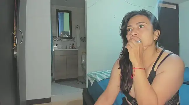 roxanasexy2025 online show from March 10, 11:53 am