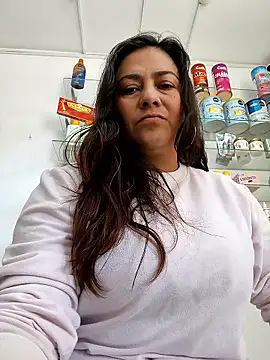 roxanasexy2025 online show from January 15, 2:32 pm