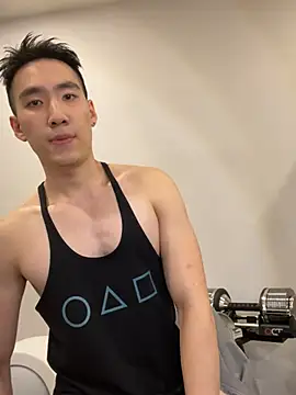 Snapshot of Hon1069 chatting on March 15, 4:10 pm Hon1069 online show from March 15, 4:10 pm