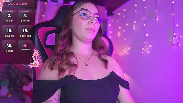 issa monterrey online show from February 9, 10:14 pm