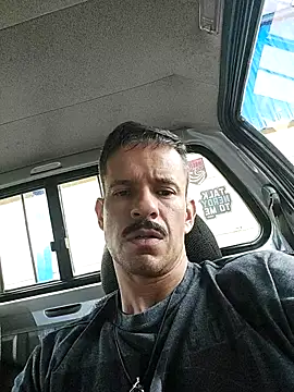 juniortche1313 online show from February 24, 11:52 pm