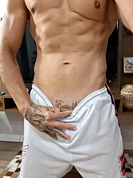 juniortche1313 online show from February 13, 9:22 pm