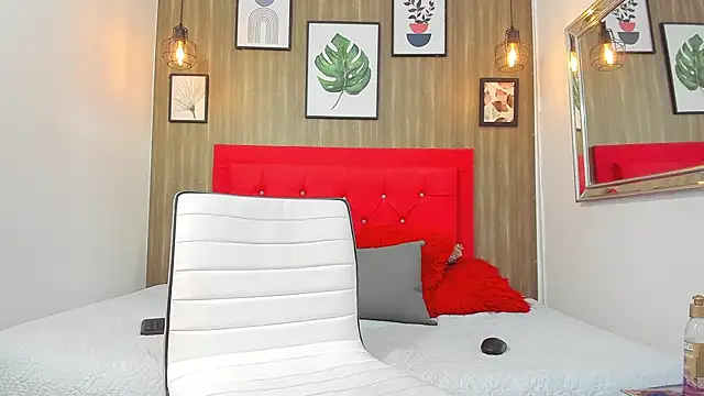 noah johes online show from February 28, 7:05 am