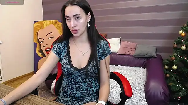 JenniferStone online show from January 10, 10:39 am