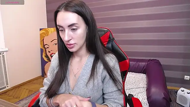 JenniferStone online show from November 14, 8:57 am