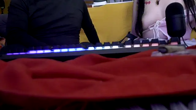 Snapshot of deathnote666_ chatting on March 8, 7:38 am deathnote666 online show from March 8, 7:38 am