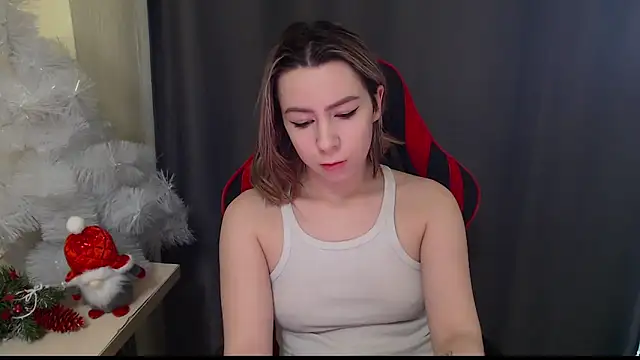 meganluss online show from December 23, 5:38 am