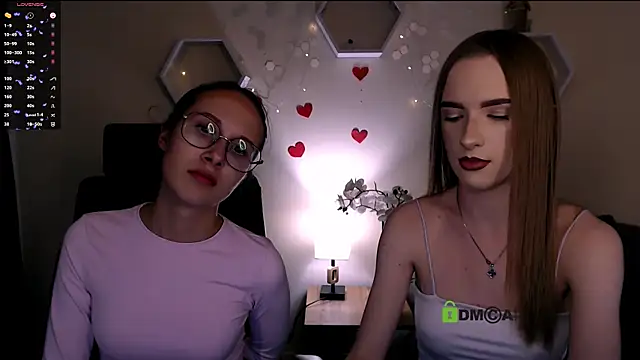 doll vey online show from October 4, 10:52 pm