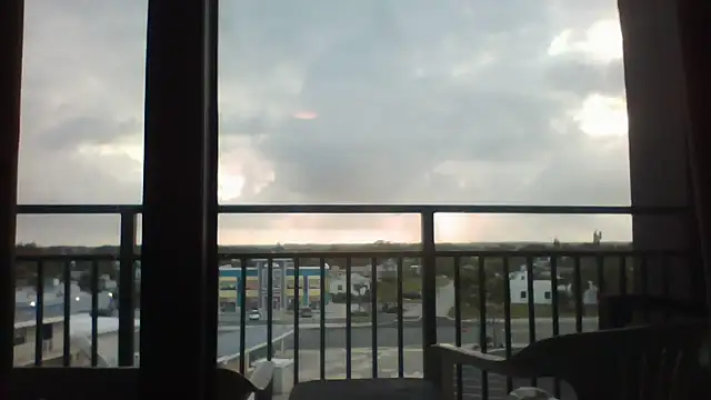 Snapshot of JerseyGem chatting on October 6, 10:07 pm JerseyGem online show from October 6, 10:07 pm