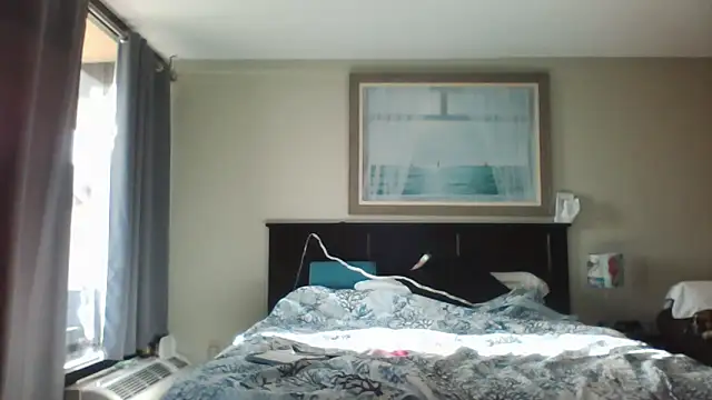 Snapshot of JerseyGem chatting on October 8, 9:56 pm JerseyGem online show from October 8, 9:56 pm