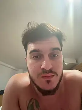 spidersA online show from February 25, 2:11 pm