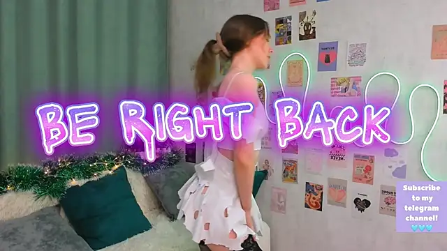 Snapshot of Dreamy_Polly chatting on March 4, 1:55 am Dreamy Polly online show from March 4, 1:55 am