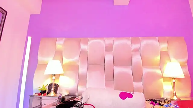 megan loviitz online show from March 4, 6:29 pm