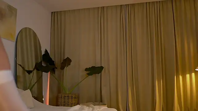 Snapshot of nadia_bliss chatting on September 13, 5:57 pm nadia bliss online show from September 13, 5:57 pm