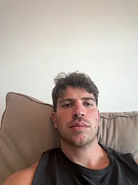 shuki0101 online show from April 1, 7:00 pm