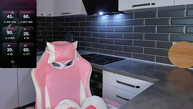 EmmaVictori1 online show from March 29, 8:25 am