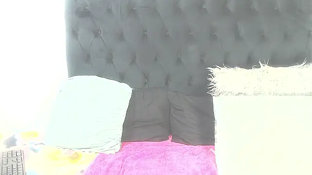 Snapshot of BootyClitQueen chatting on January 14, 5:29 pm BootyClitQueen online show from January 14, 5:29 pm