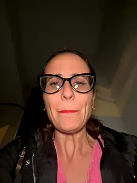 Snapshot of NataKitten chatting on December 4, 3:32 pm NataKitten online show from December 4, 3:32 pm