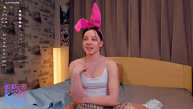 EdinaCordner online show from March 20, 10:54 am