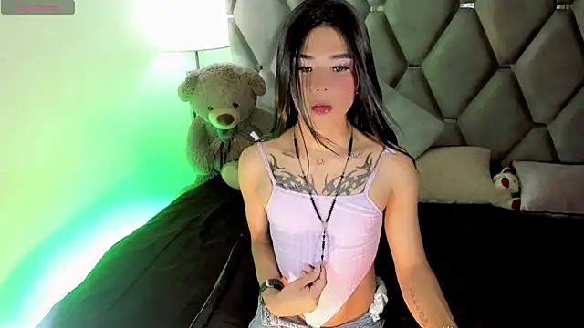 yaneycam online show from January 14, 10:47 pm