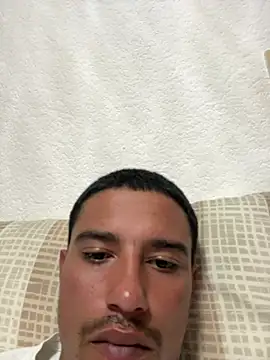 Maxxxxxsanchessss online show from April 1, 12:22 am