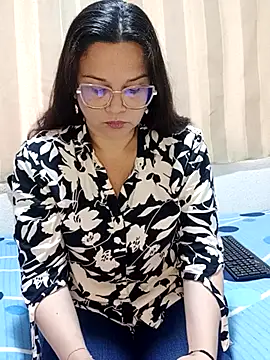 Novata online show from April 5, 7:55 pm