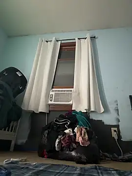 Snapshot of sluttypumpkin chatting on September 21, 7:32 am sluttypumpkin online show from September 21, 7:32 am