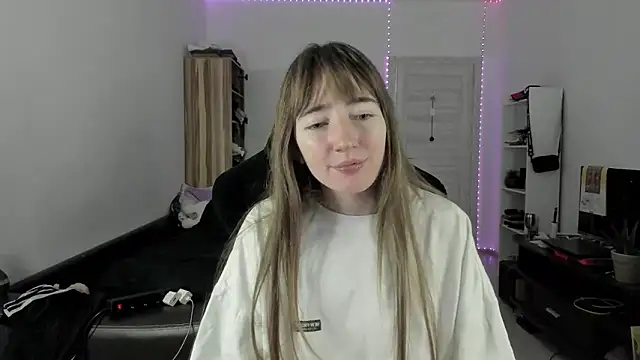 bekkawell online show from September 28, 3:50 pm