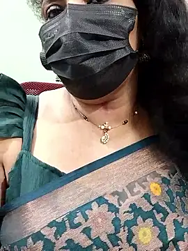 abinaya26 online show from October 28, 3:04 pm