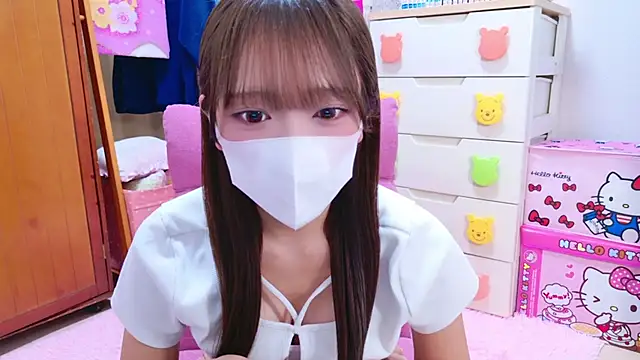 Snapshot of Oo_aki chatting on March 14, 10:07 am Oo aki online show from March 14, 10:07 am