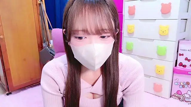 Snapshot of Oo_aki chatting on March 18, 11:08 am Oo aki online show from March 18, 11:08 am