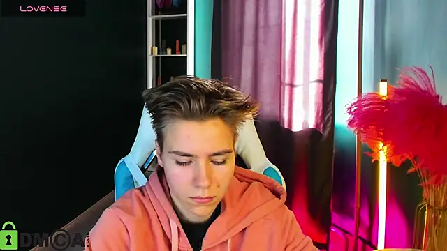 Jean Wilsons online show from March 21, 11:01 am