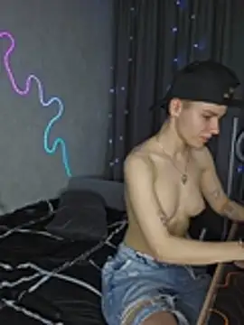 Jean Wilsons online show from March 6, 11:23 pm