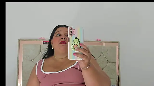 LunaaSweett online show from January 7, 3:09 am