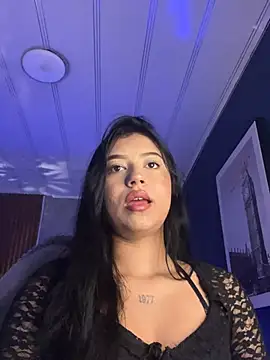 i sabella 25 online show from April 21, 5:58 am